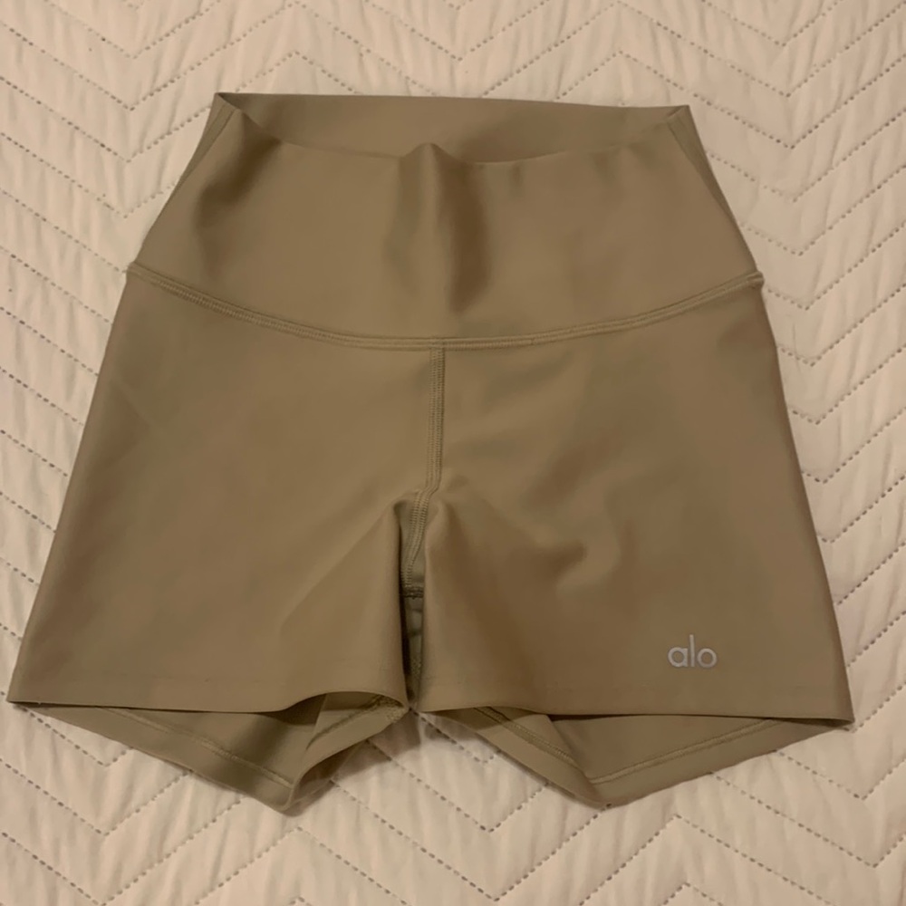Alo Yoga shorts